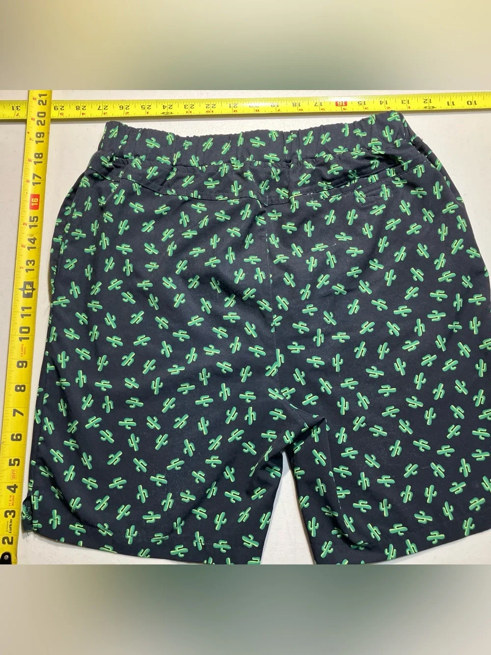 Free Wave Boys Cactus Board Shorts Size 14/16 XL Black Green Swim Trunks